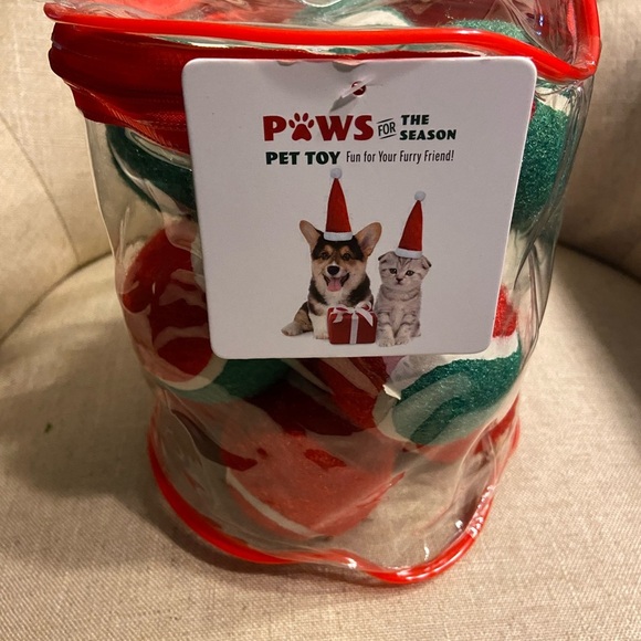 PAWS pet toys - Picture 1 of 7